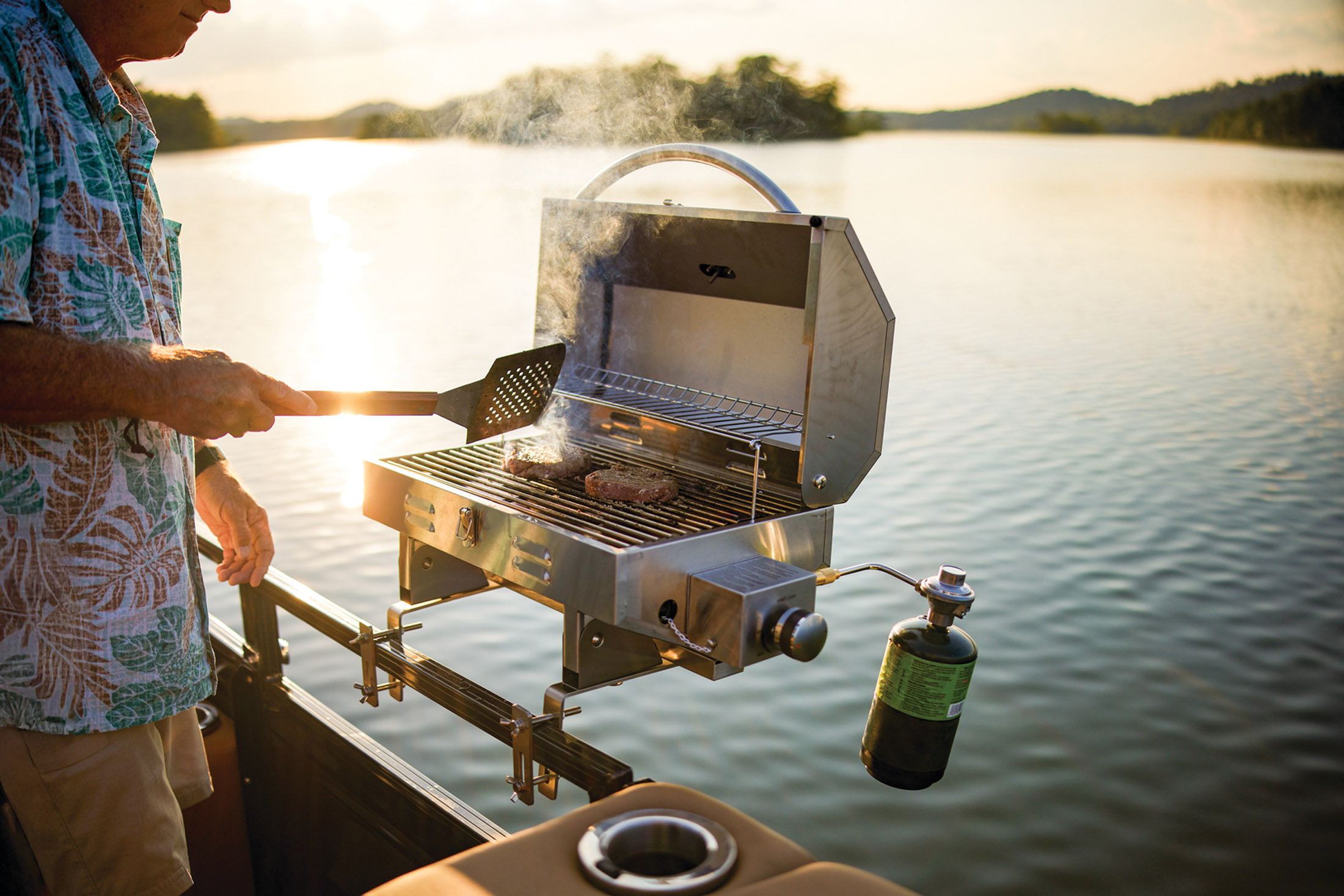 pontoon grill